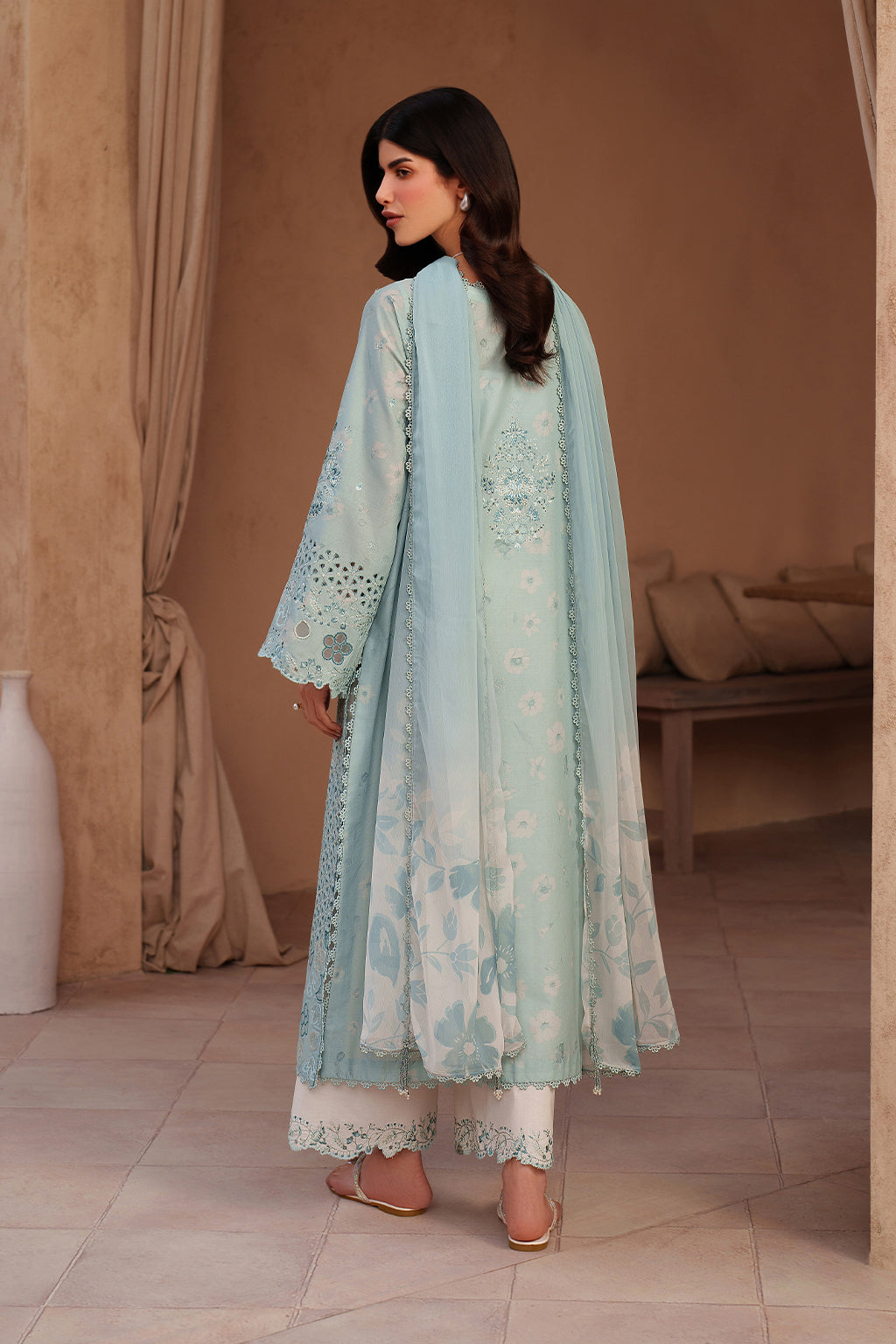 Iznik - El-05 Embroidered Lawn