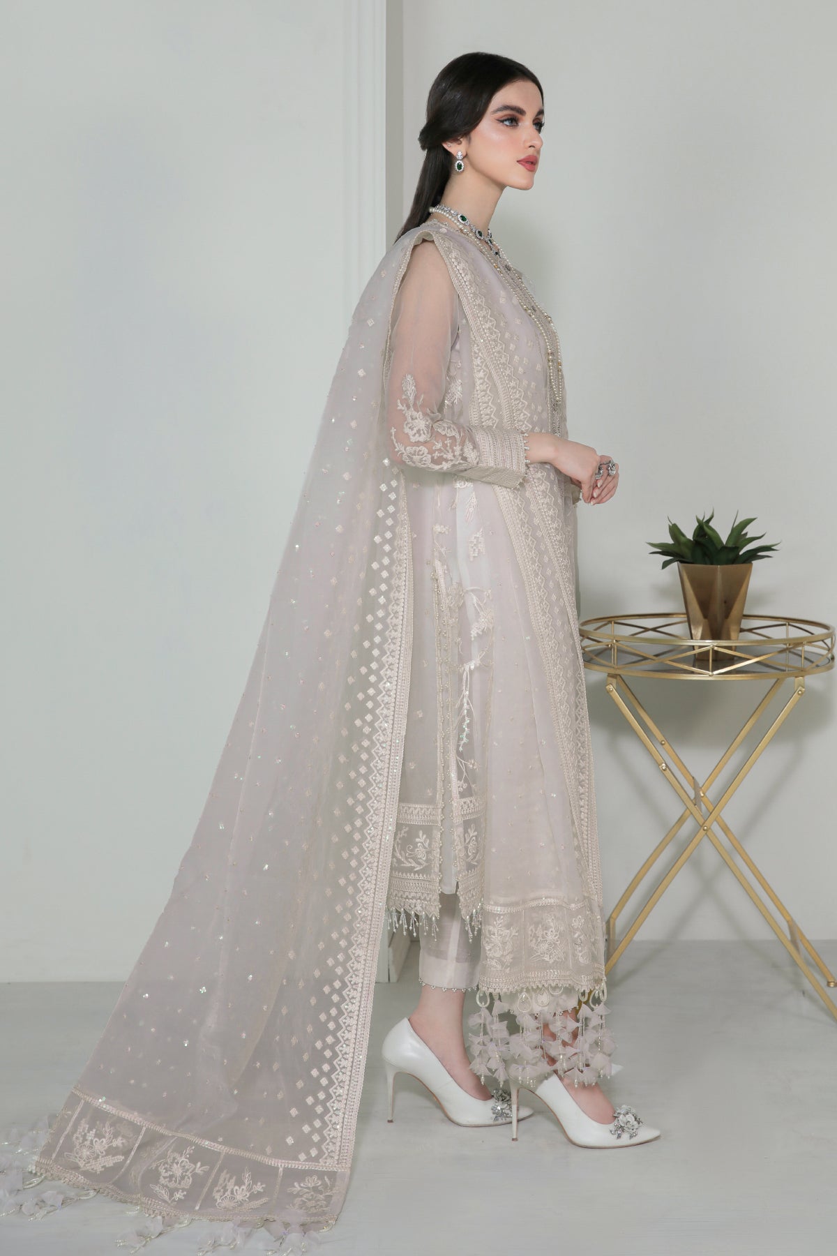 Baroque - Embroidered Organza SF-186
