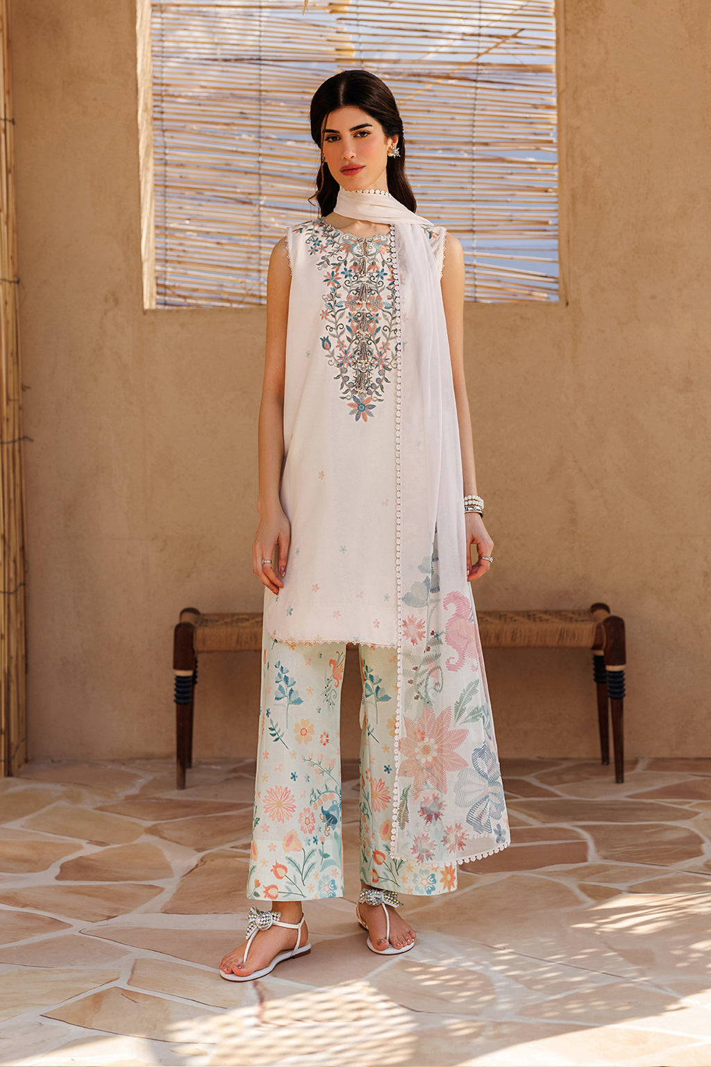 Iznik - Ue-667 Printed Lawn