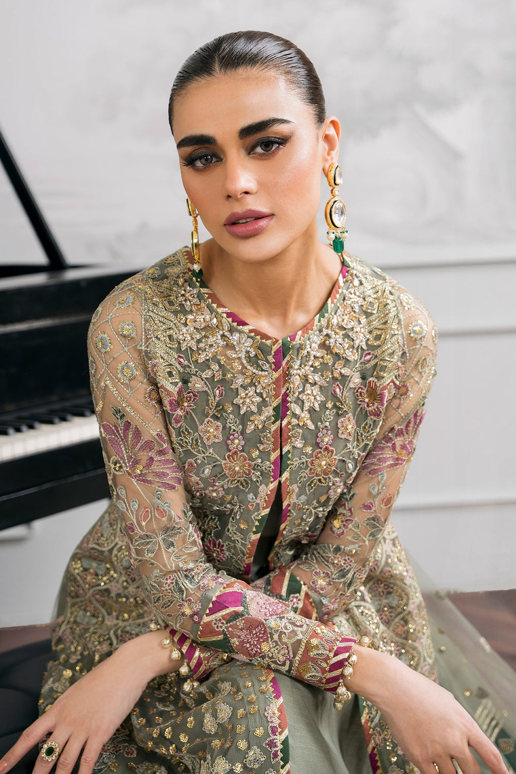 Baroque - Embroidered Net Ch12-02 Stitched