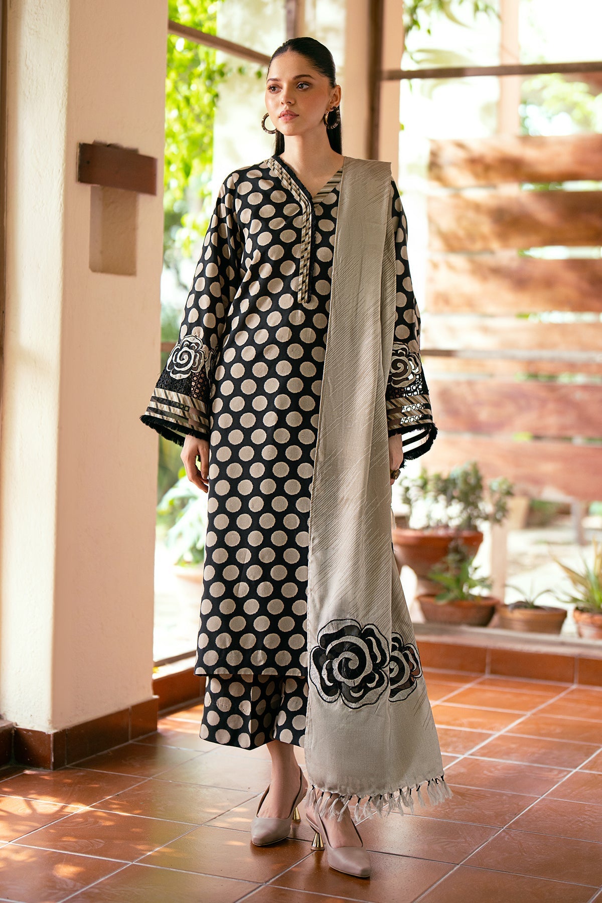 Baroque - Embroidered Viscose SF-763