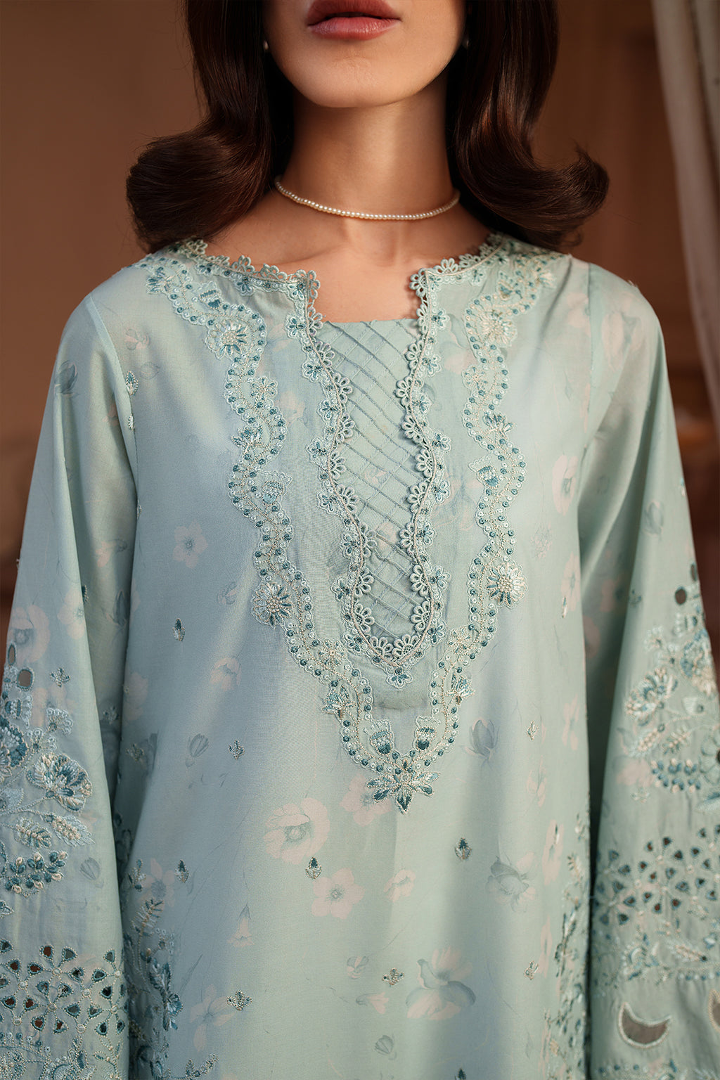 Iznik - El-05 Embroidered Lawn