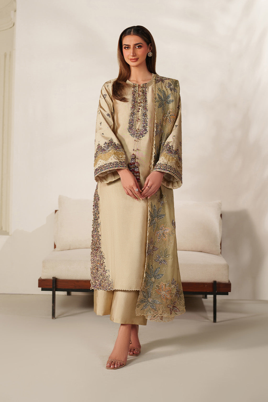 Iznik - Ue-617  Sheesha Silk