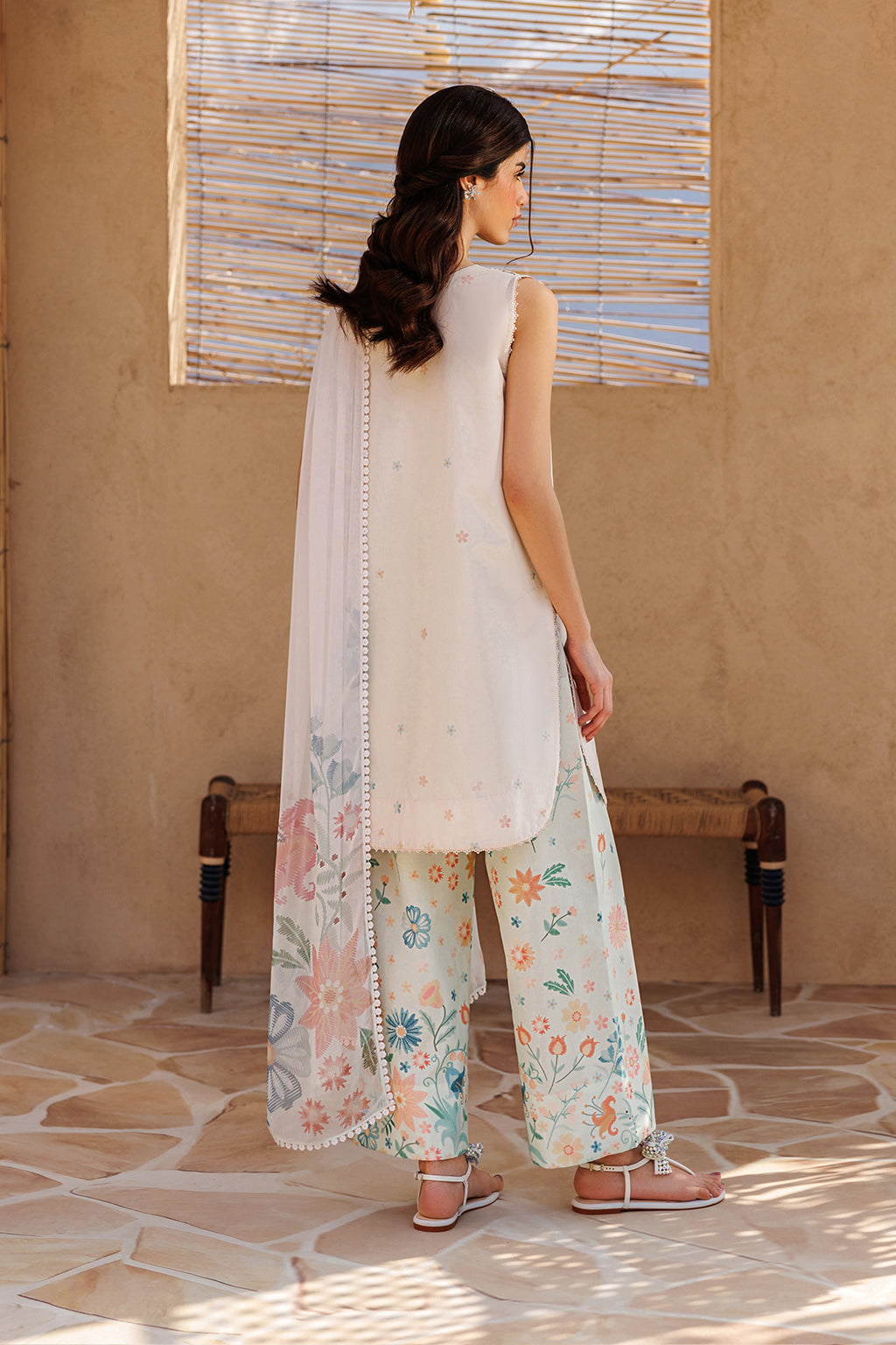 Iznik - Ue-667 Printed Lawn