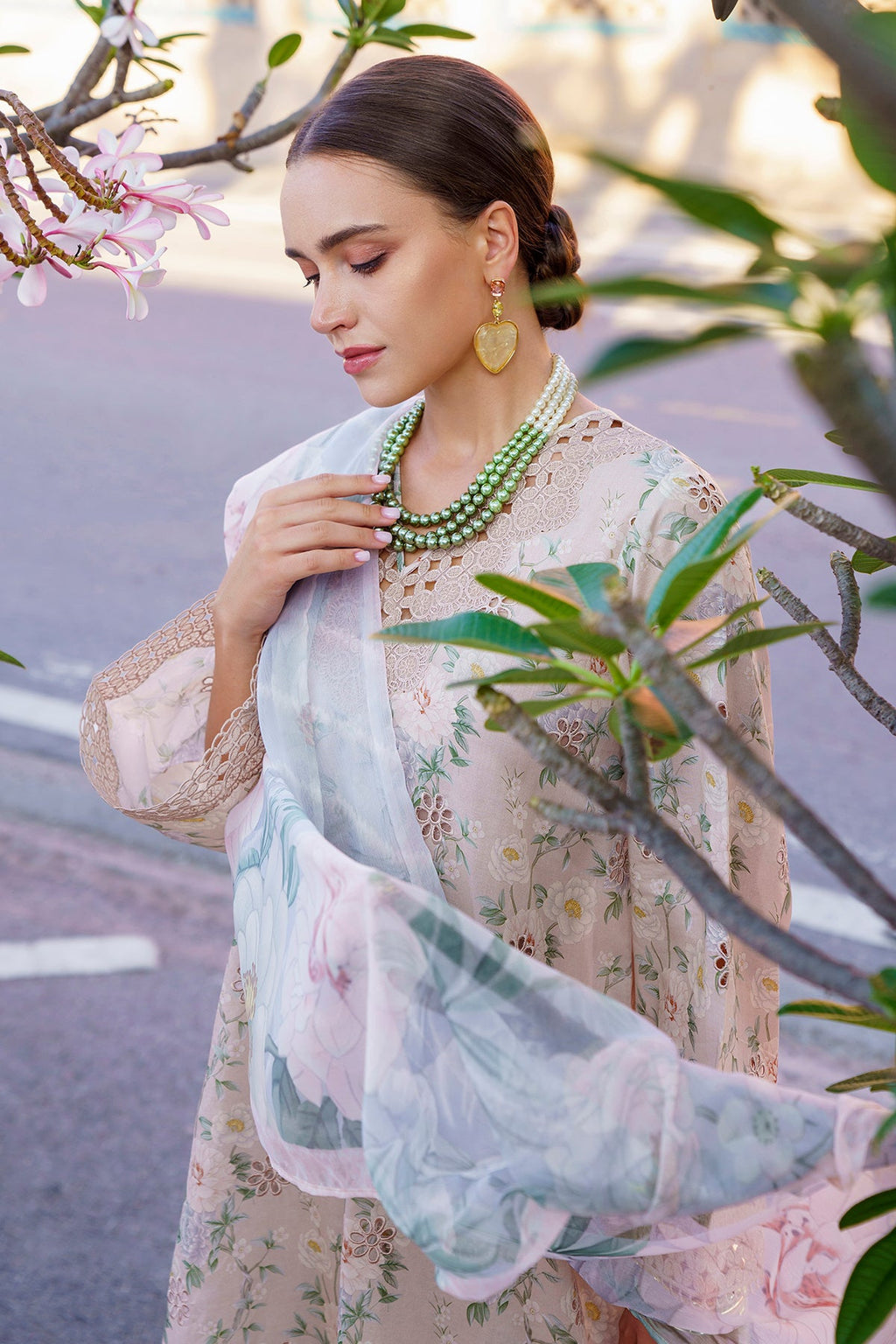 Baroque - Embroidered PRinted Lawn UF-591
