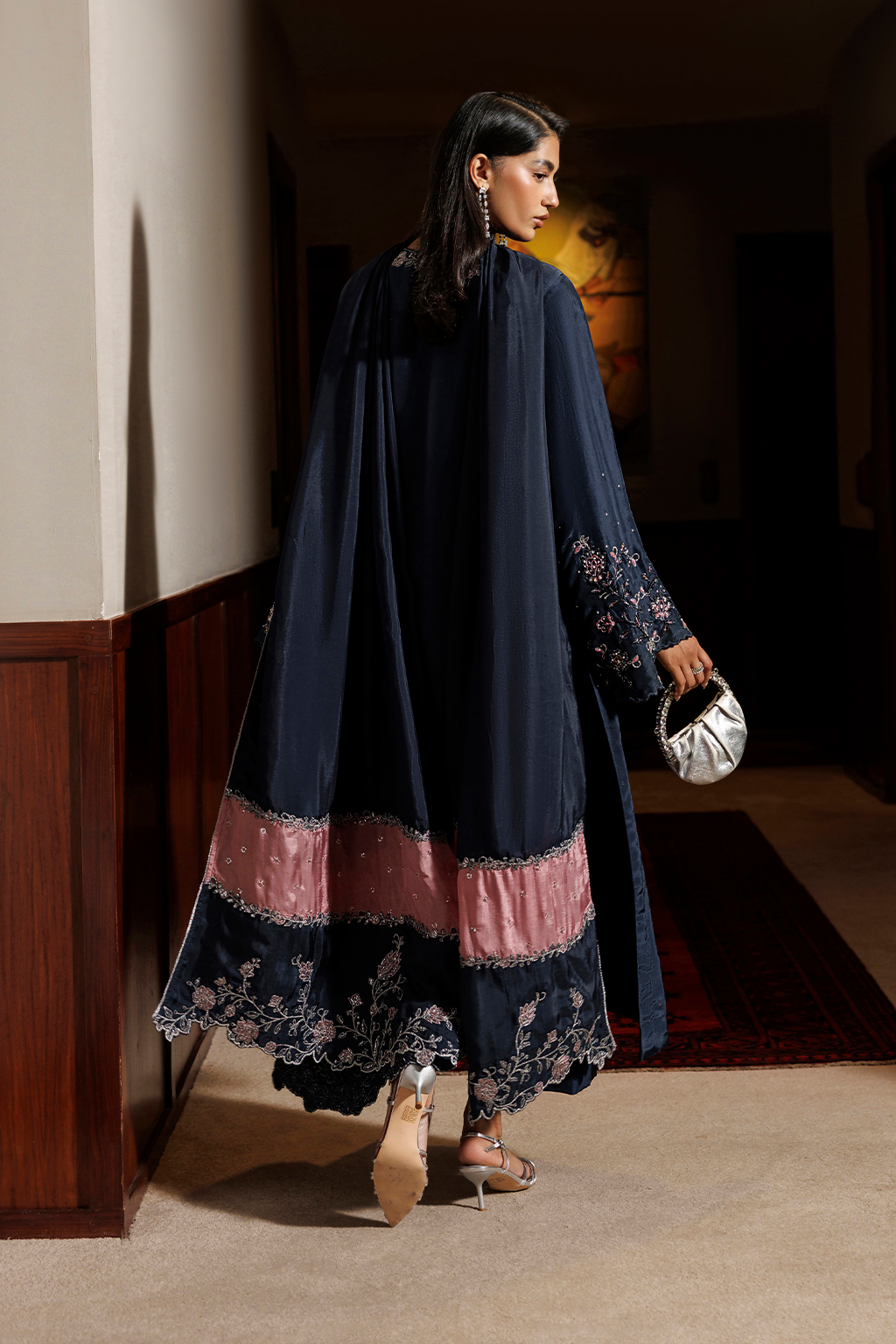 Iznik - Ue-723 Embroidered Ramen Silk