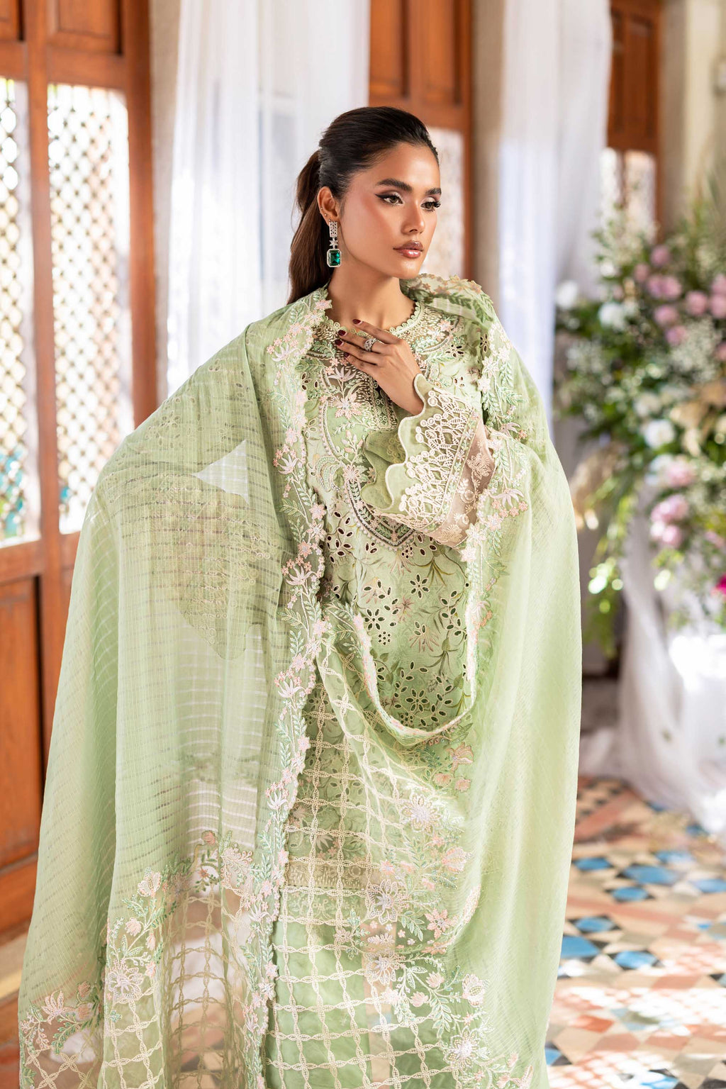 Akbar Aslam - Elaya