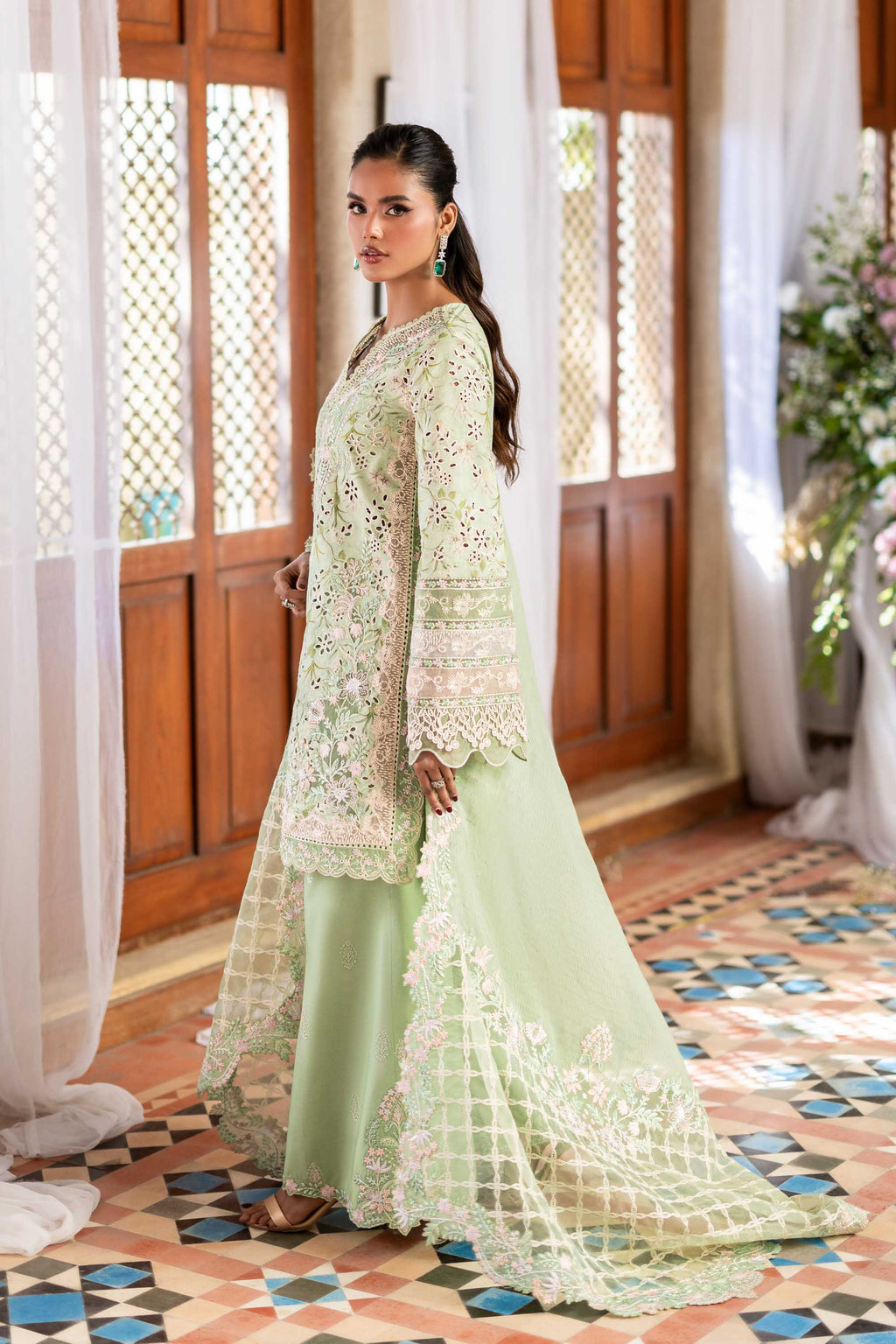 Akbar Aslam - Elaya