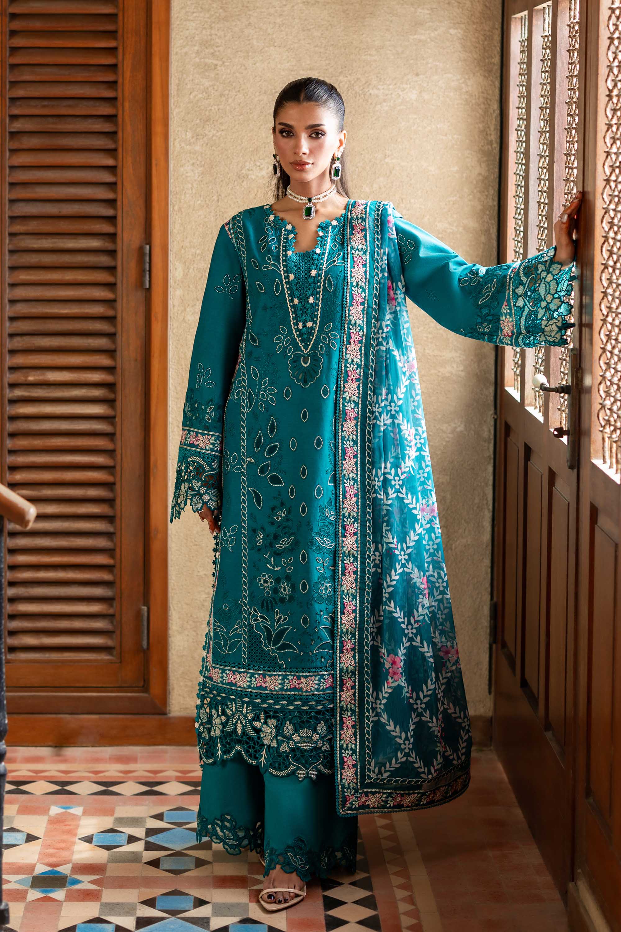 Akbar Aslam - Rivah