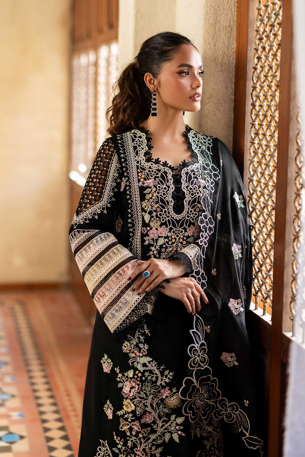 Akbar Aslam - Zivah