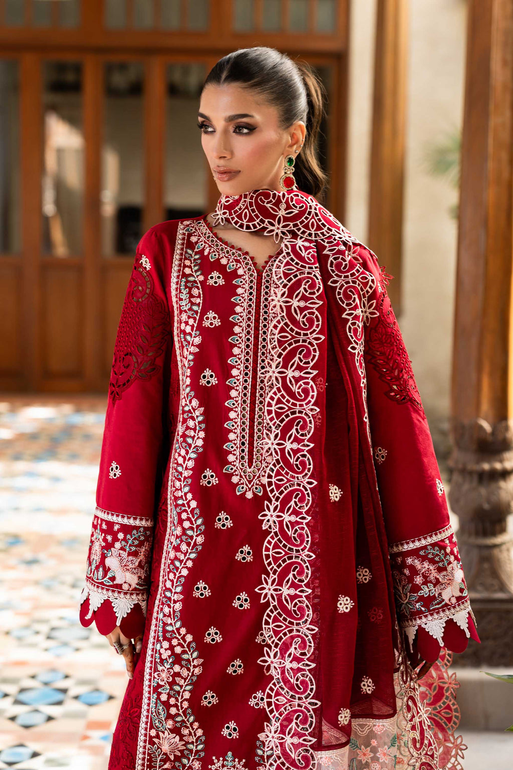 Akbar Aslam - Noeva