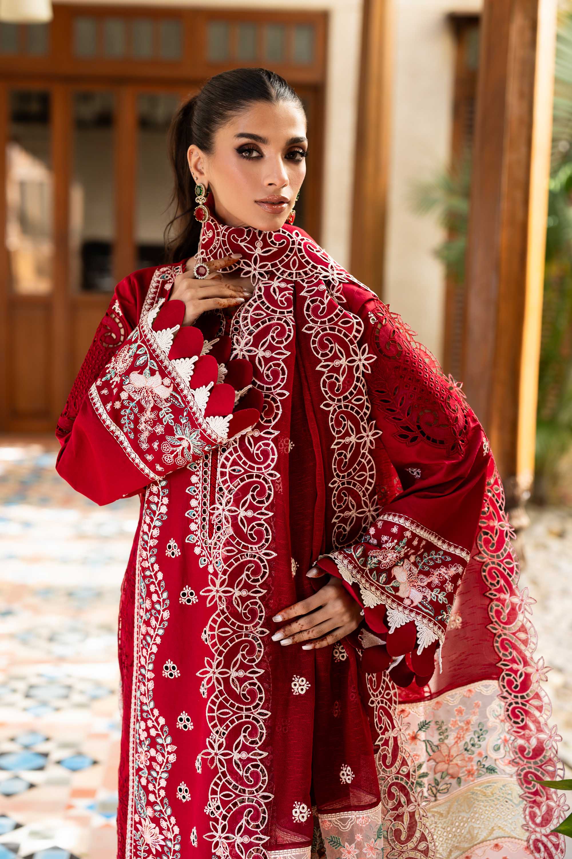 Akbar Aslam - Noeva