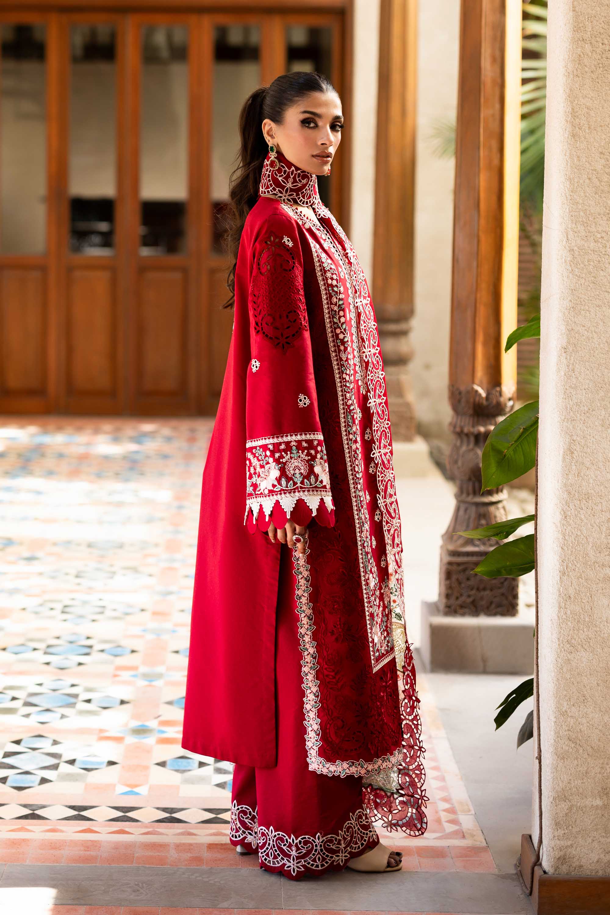 Akbar Aslam - Noeva