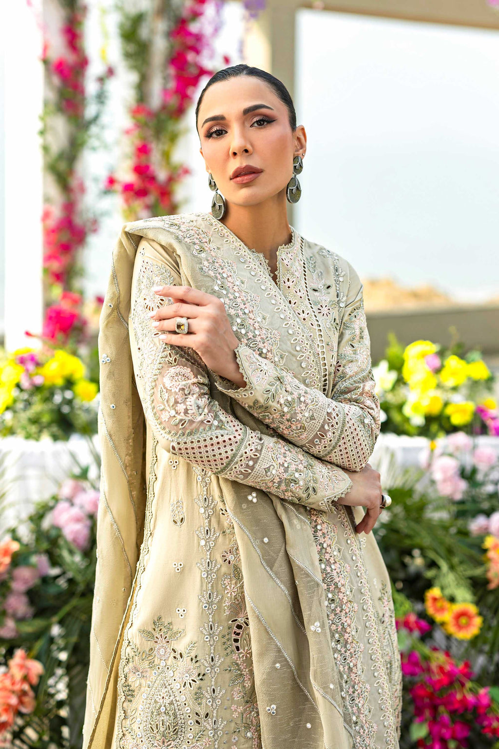 Akbar Aslam - Elarin