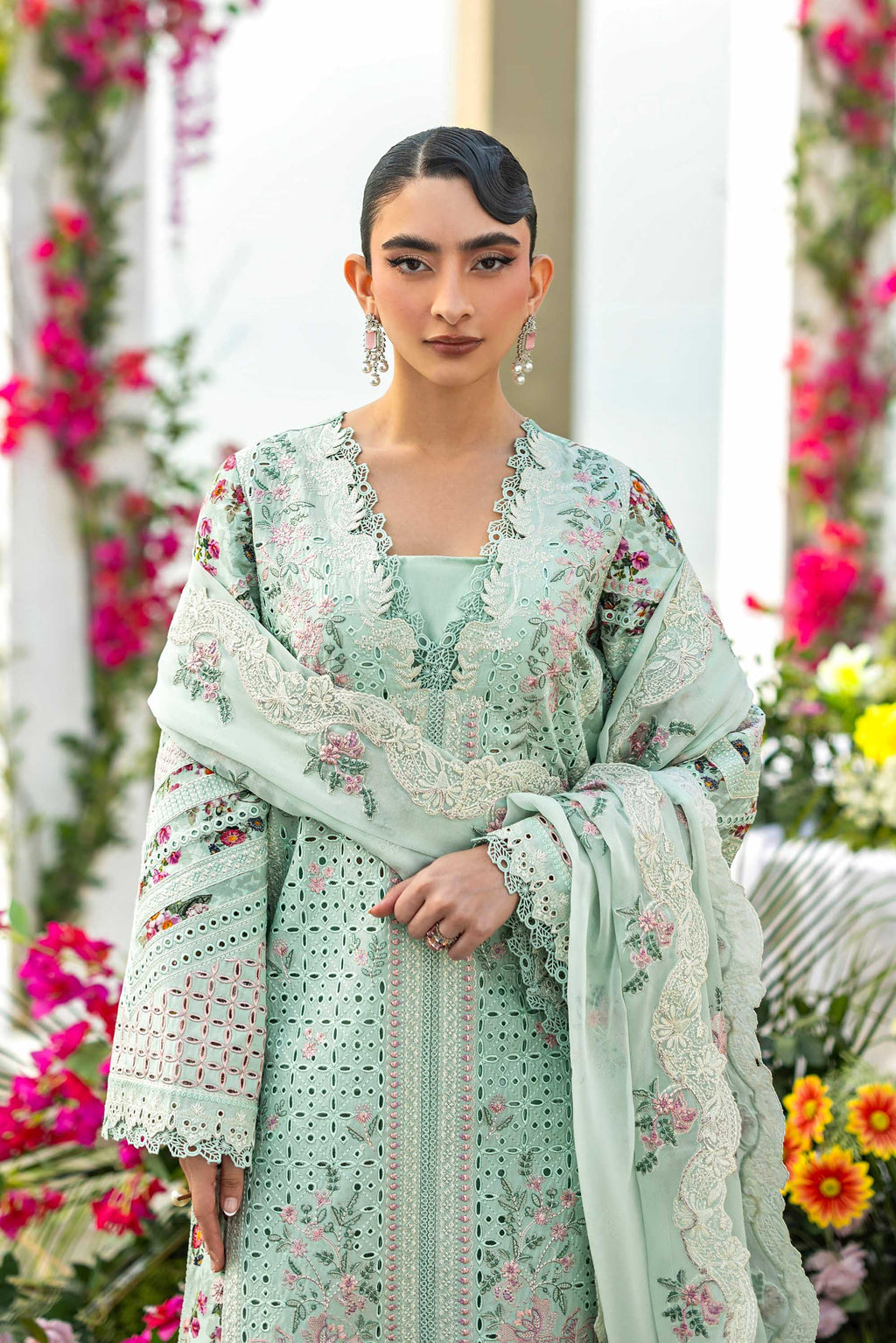 Akbar Aslam - Merlina