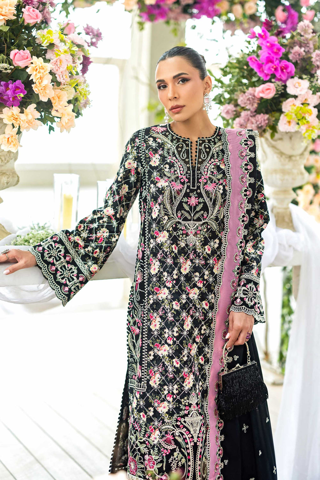 Akbar Aslam - Midnora