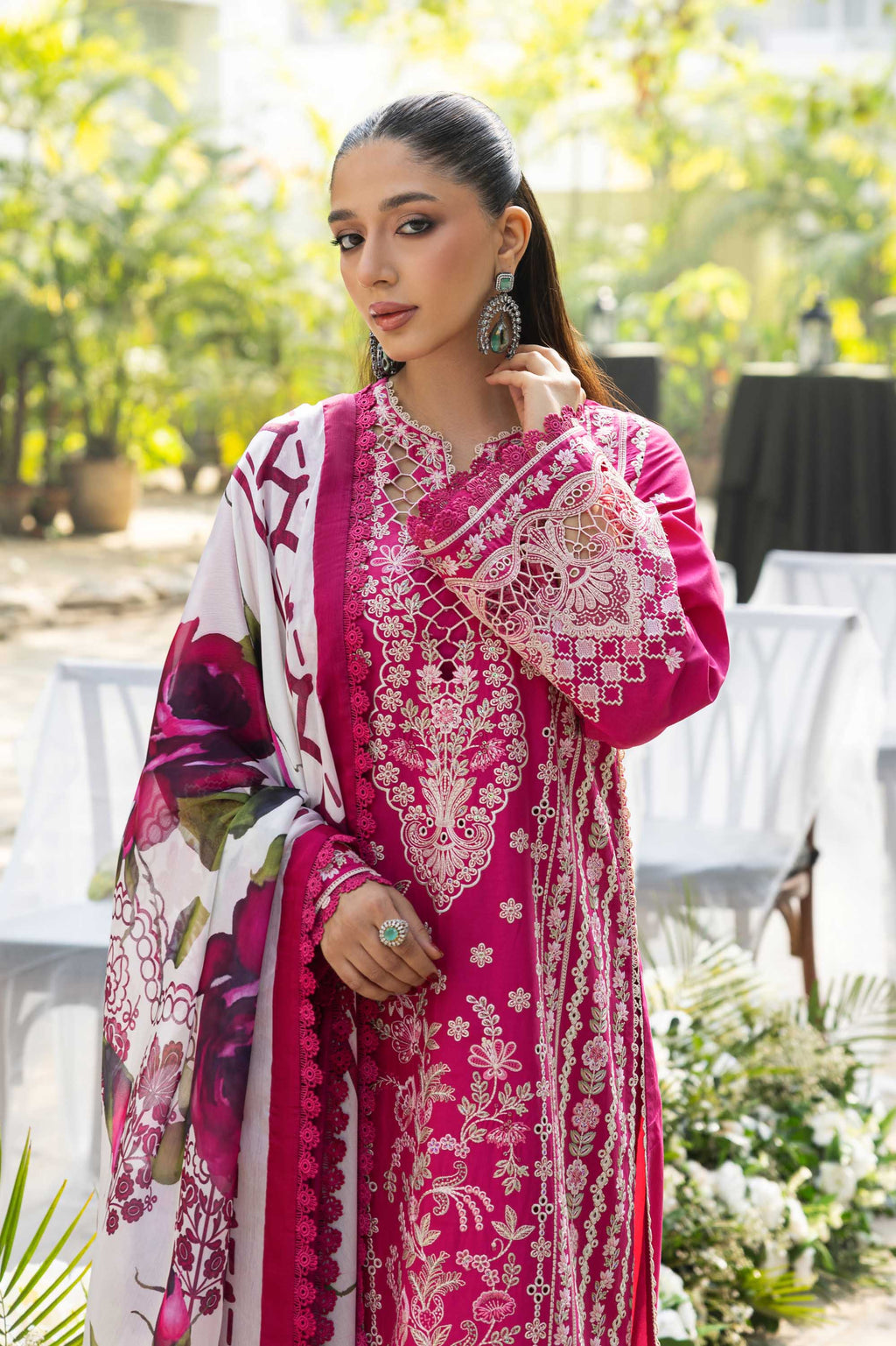 Akbar Aslam - Evania
