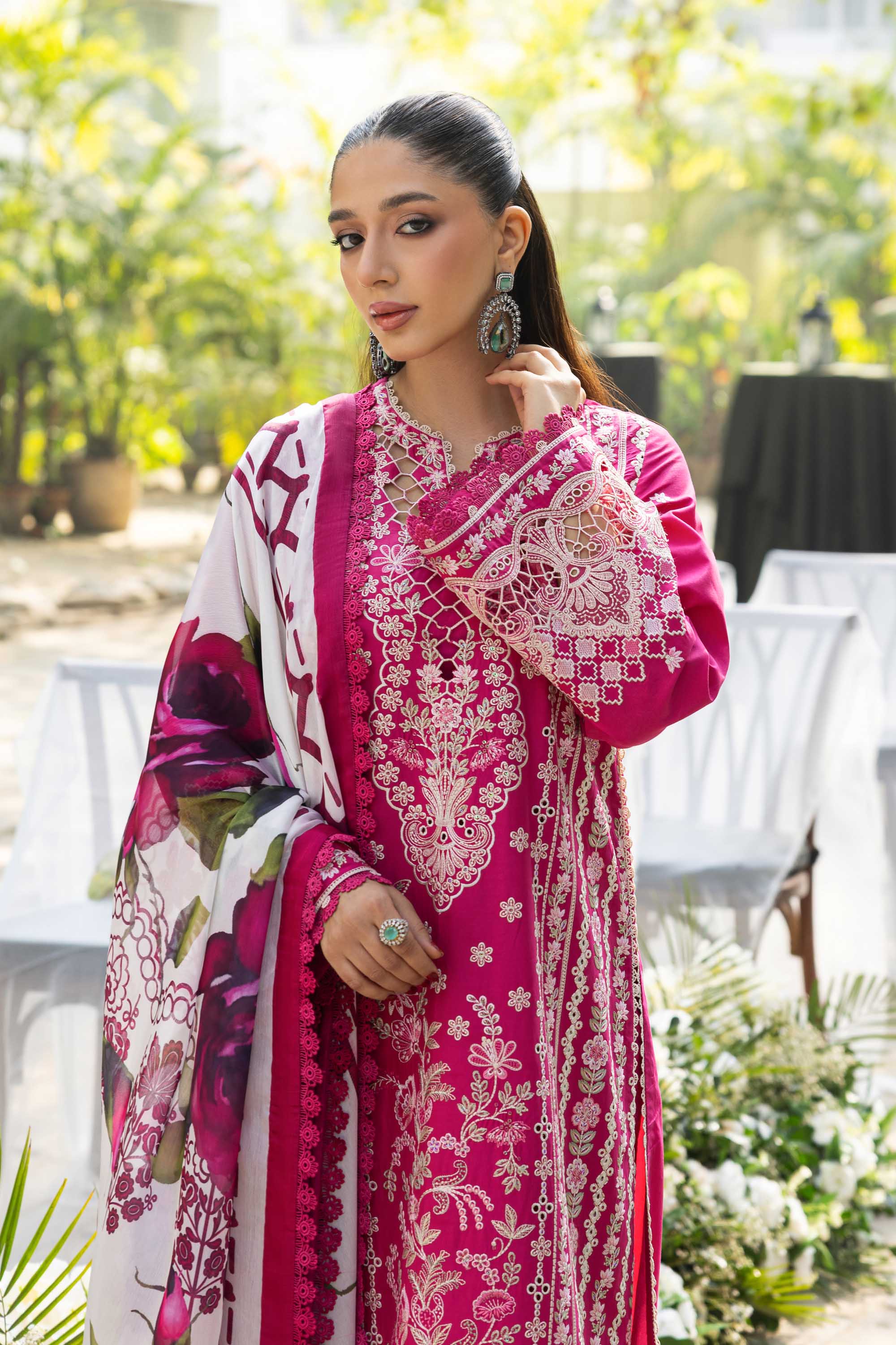 Akbar Aslam - Evania