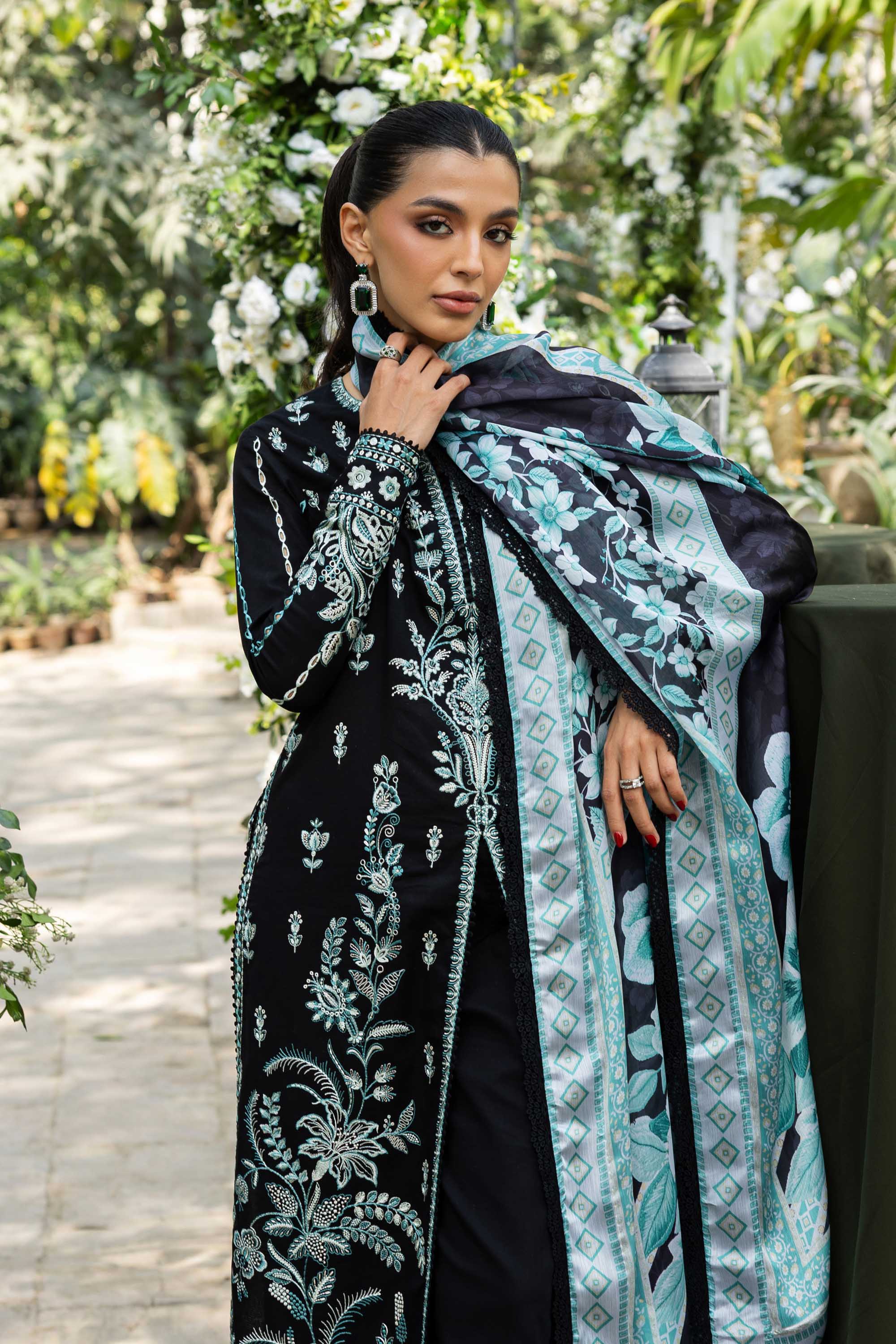 Akbar Aslam - Sylvie