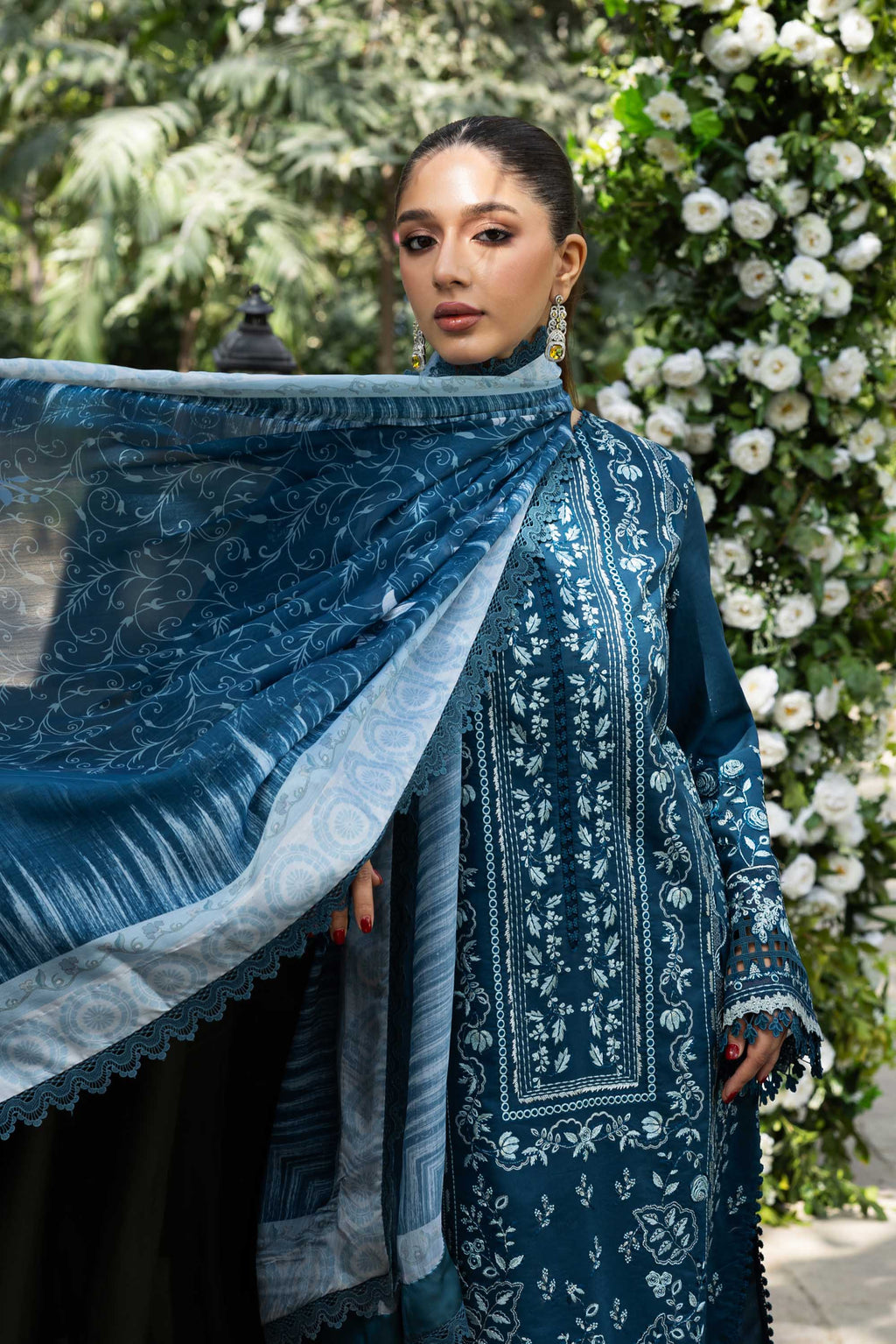 Akbar Aslam - Eveline