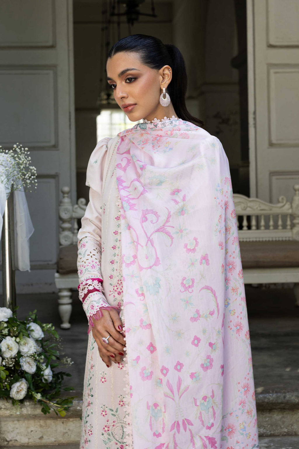 Akbar Aslam - Petalia