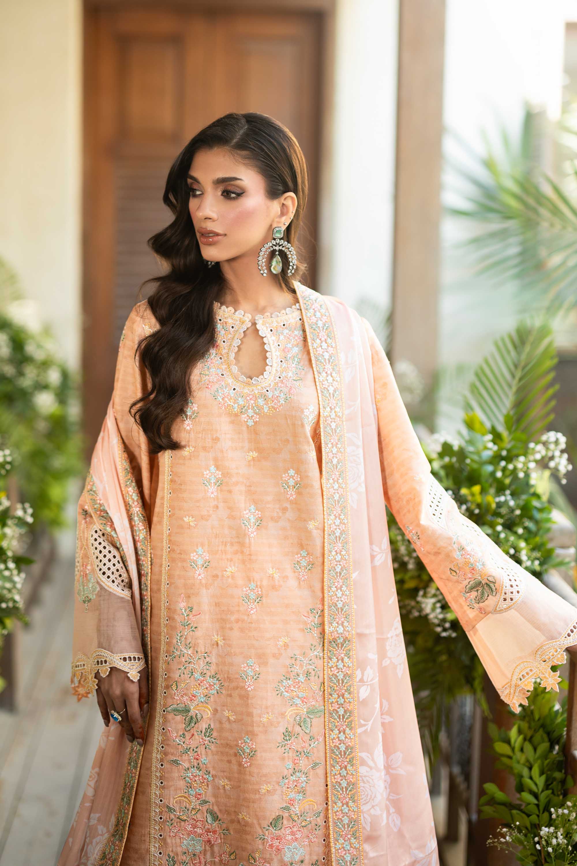 Akbar Aslam - Elin