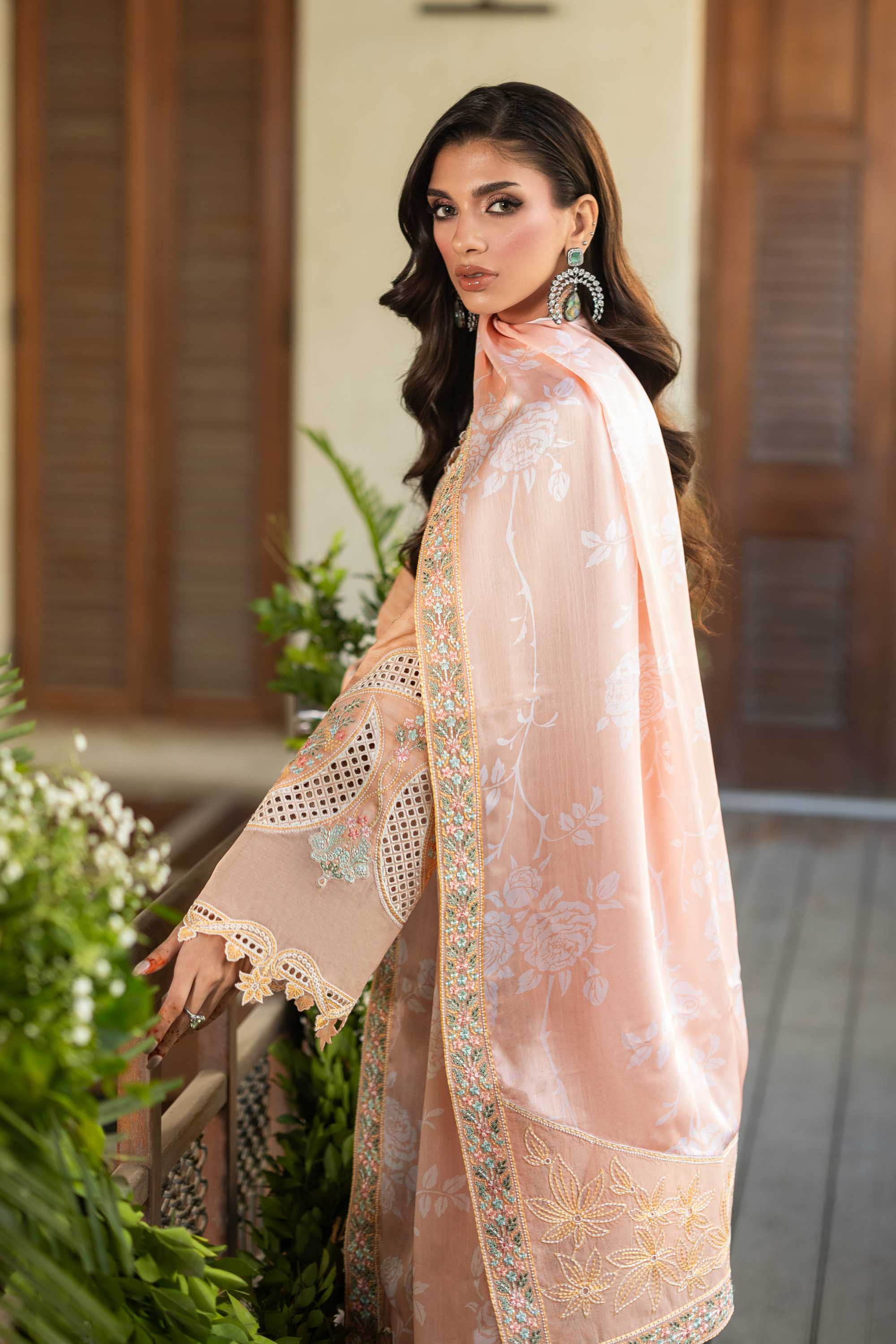 Akbar Aslam - Elin