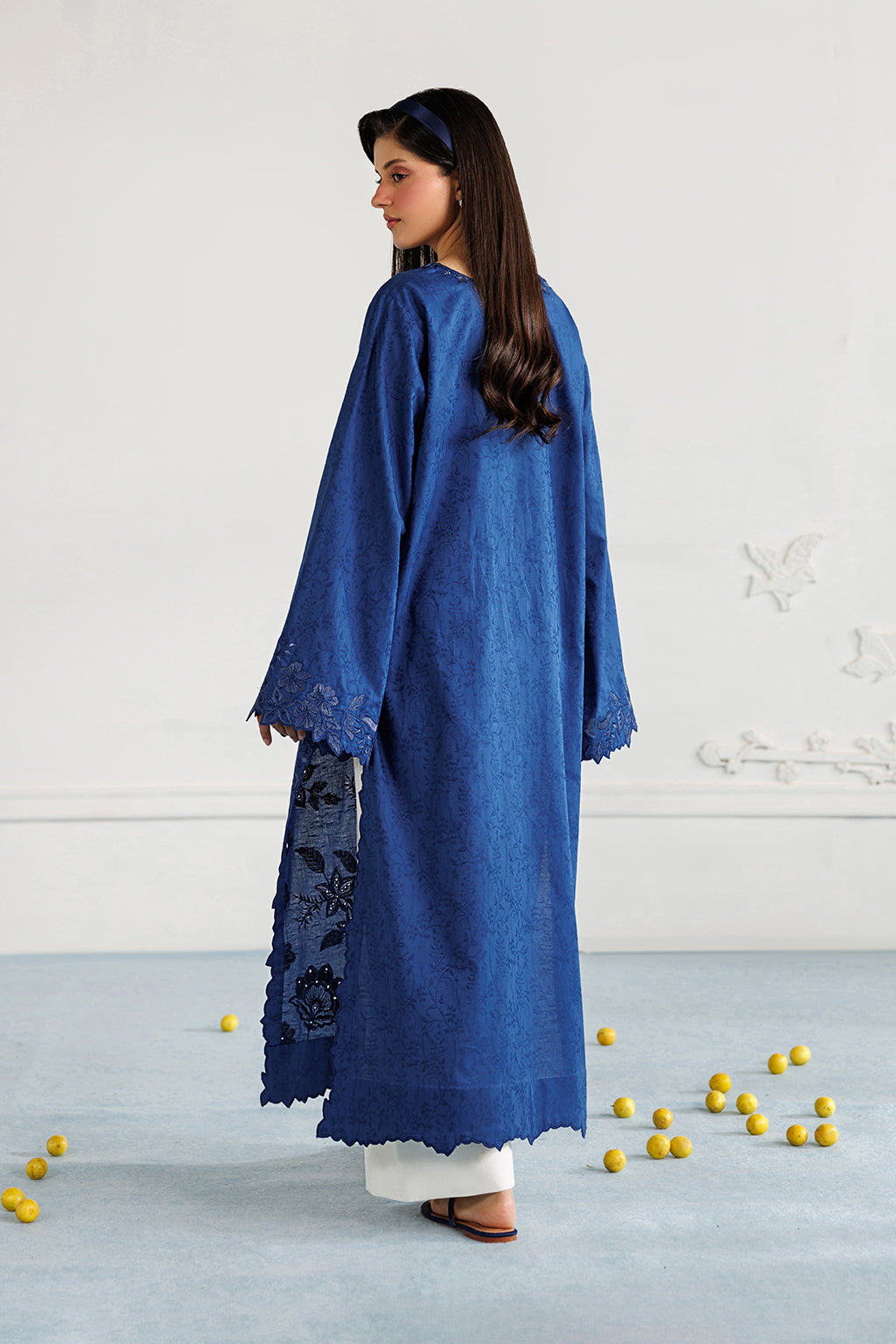 Iznik - Ip-361 Textured Lawn