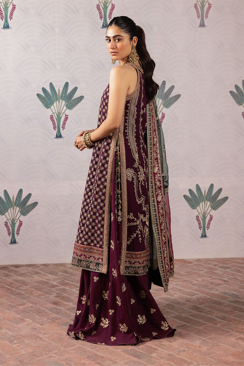 Iznik - Isc-07 Naurataan