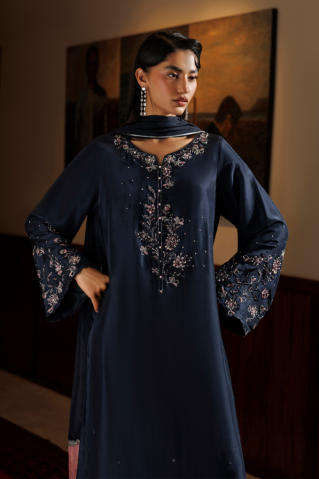 Iznik - Ue-723 Embroidered Ramen Silk