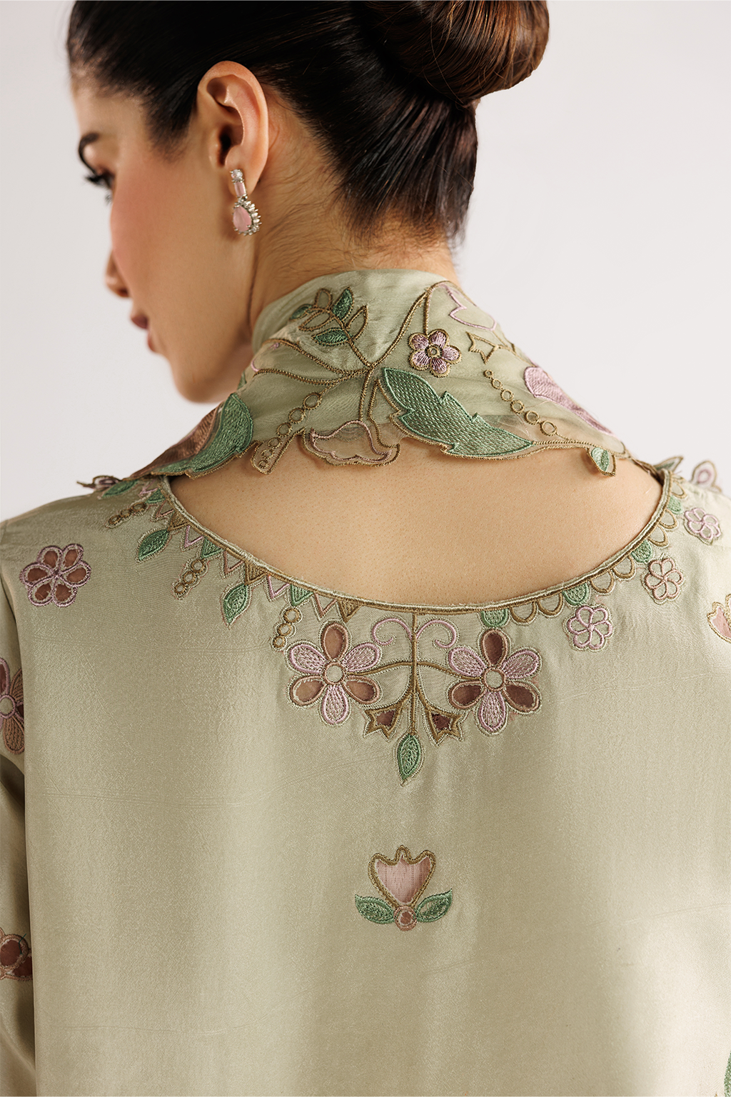 Iznik - Ue-649 Ramen Silk