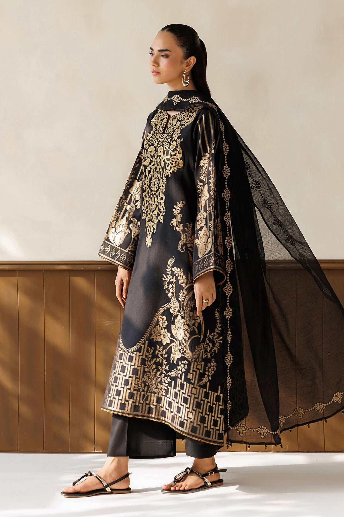 Baroque - Embroidered Jacquard UF-4501