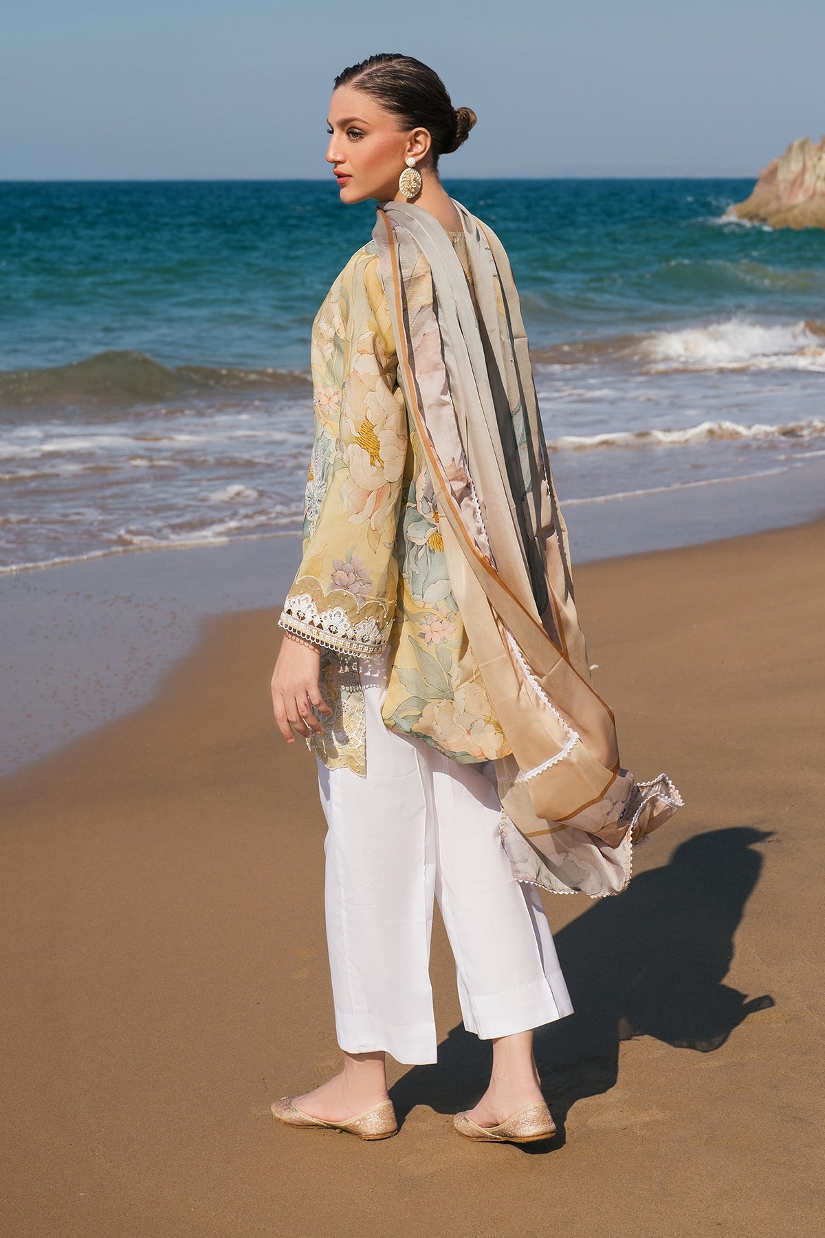 Baroque - Embroidered PRinted Lawn UF-4120