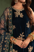 Iznik - Iv-51 Embroidered Velvet