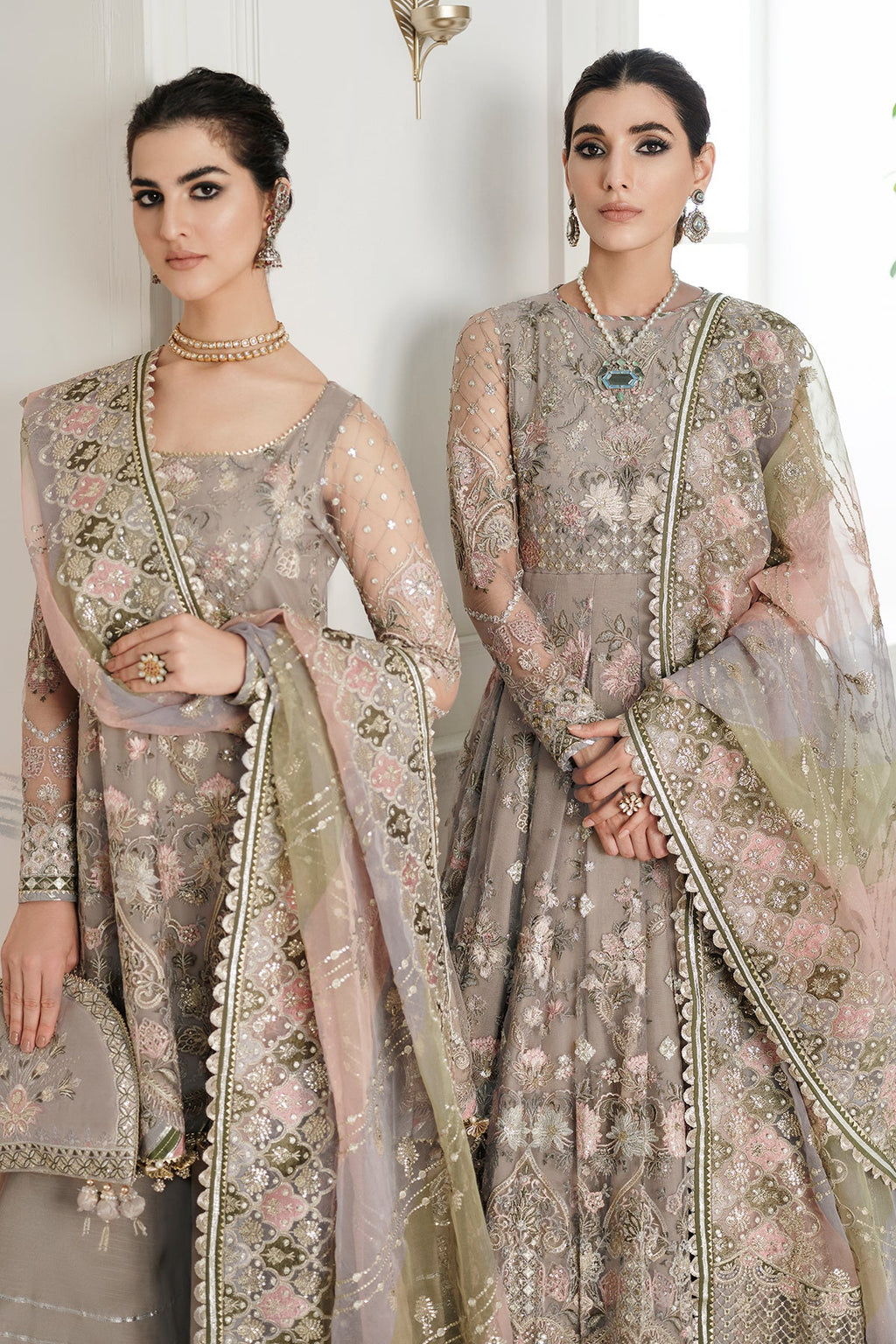 Baroque - Embroidered Net Ch10-08 Stitched