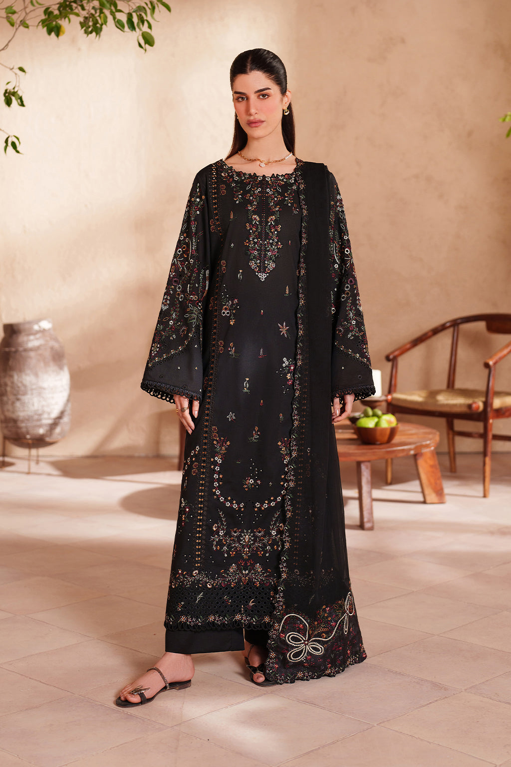 Iznik - El-07 Embroidered Lawn