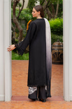 Baroque - Embroidered Lawn UF-4194