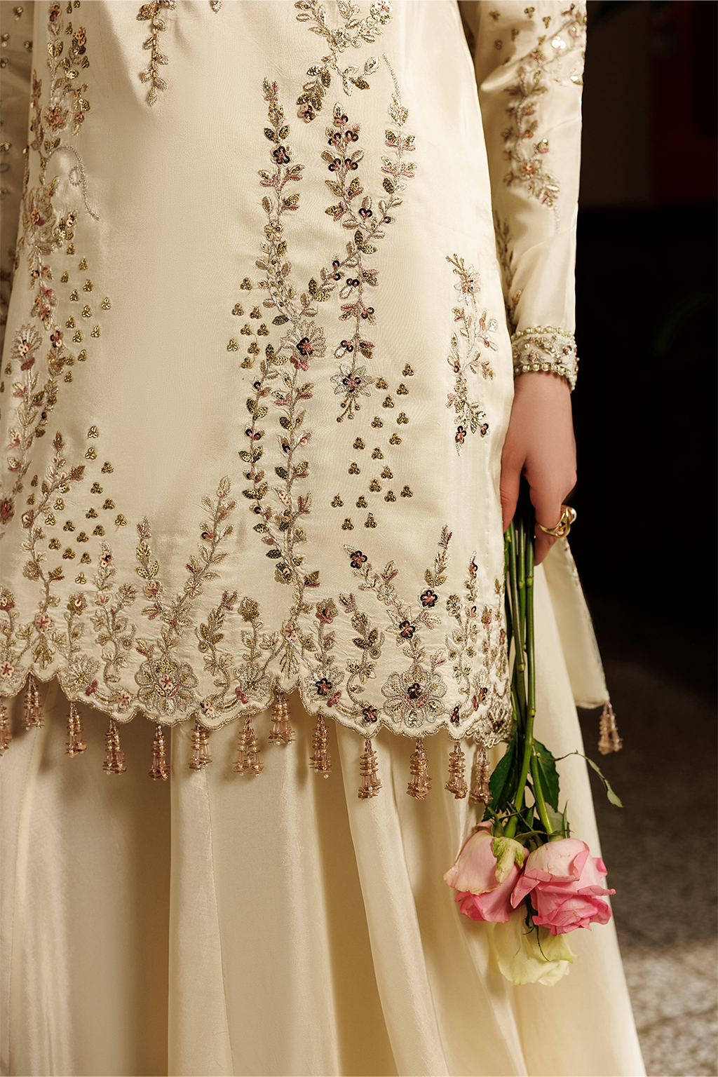 Iznik - Ue-720 Embroidered Ramen Silk