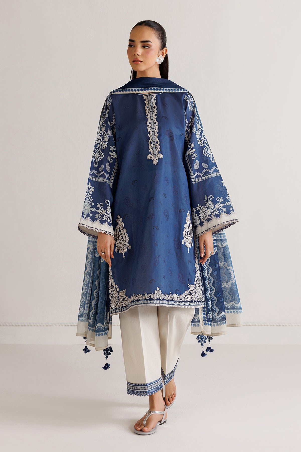 Baroque - Embroidered Lawn UF-4494