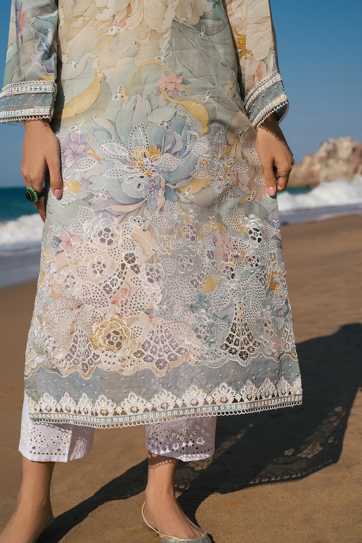 Baroque - Embroidered PRinted Lawn UF-4121