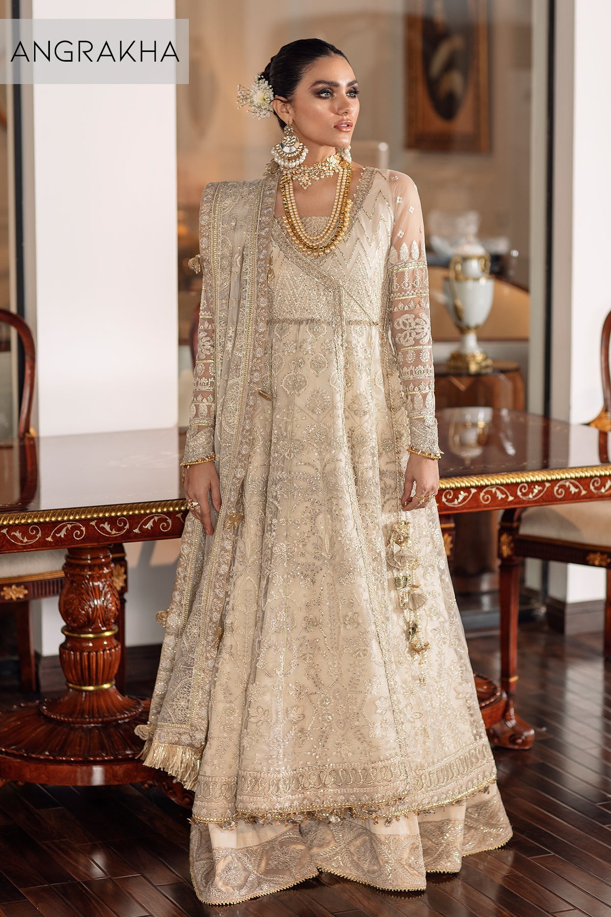 Baroque - Embroidered Net Ch09-05 Stitched