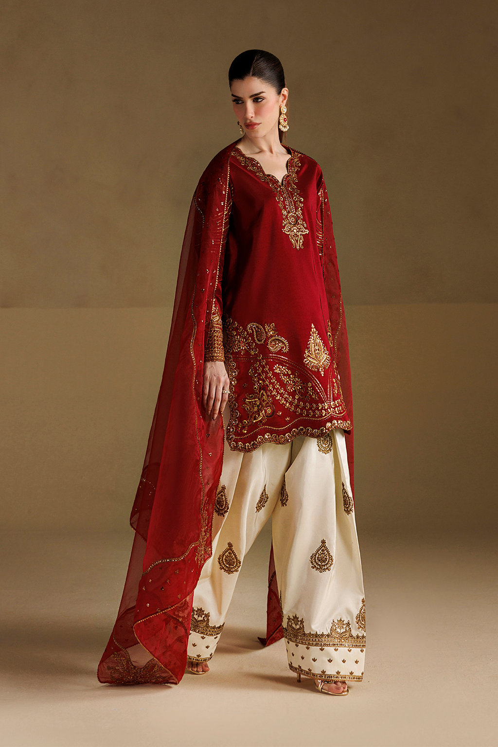 Iznik - Ue-734 Embroidered Ramen Silk