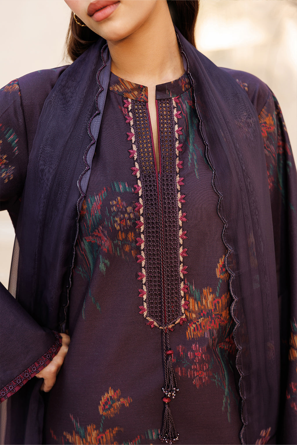 Iznik - Ue-664 Printed Lawn