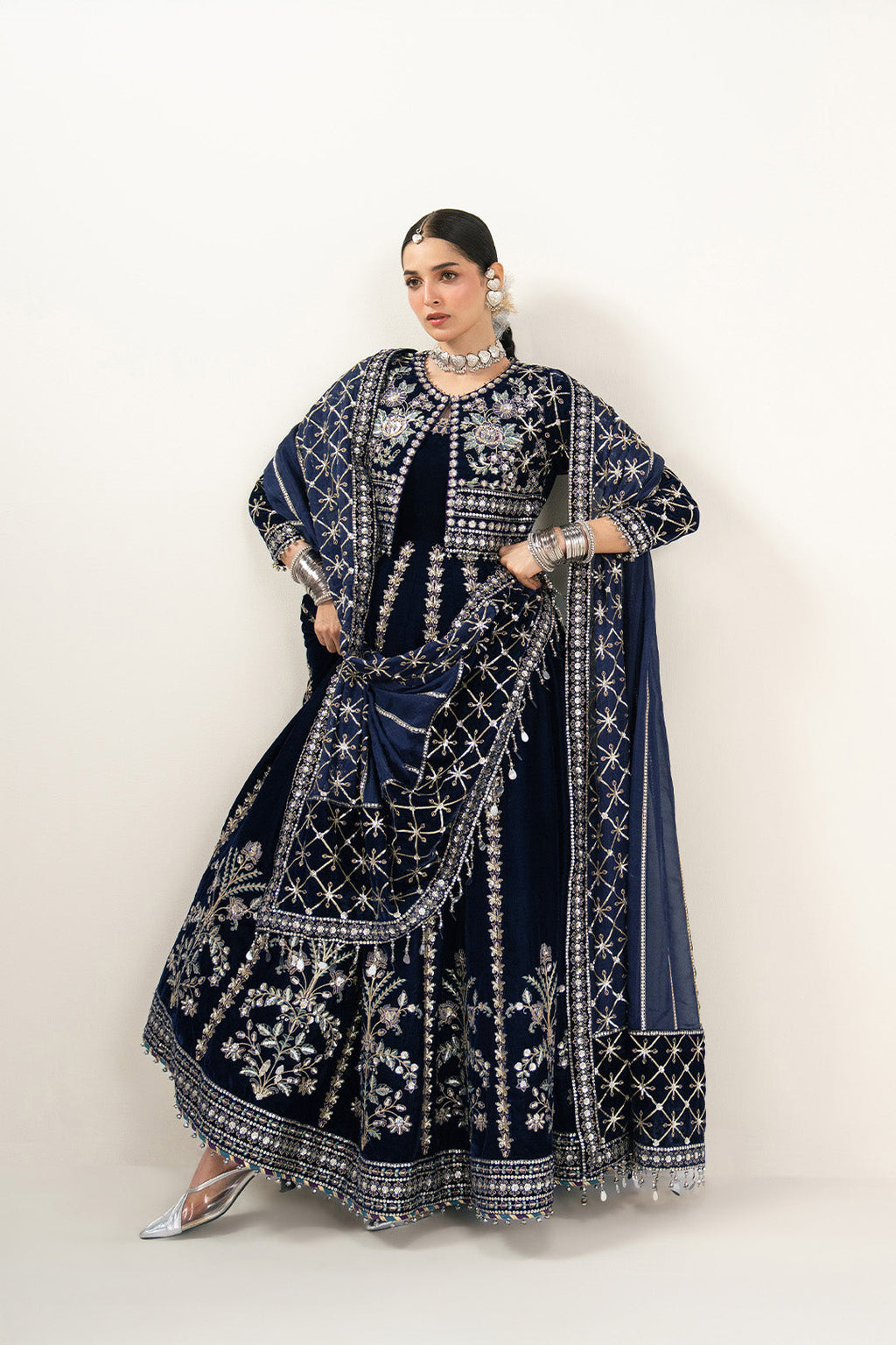 Alizeh - Af-Vlt-2281-Anisha