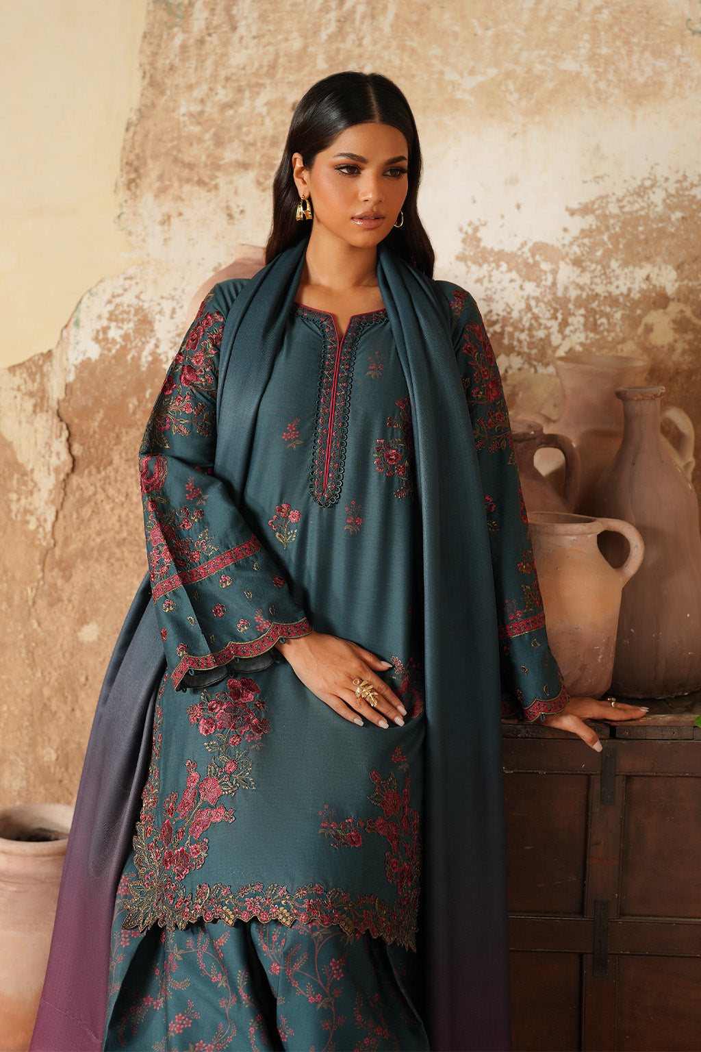 Iznik - Ipf-01 Embroidered Printed Linen