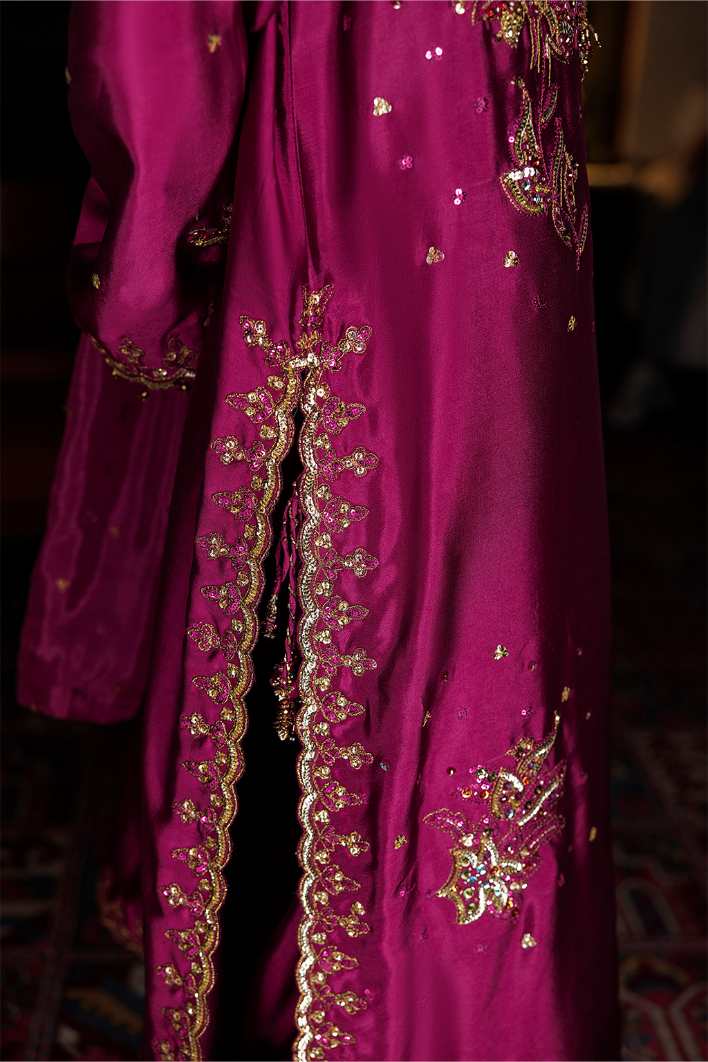Iznik - Ue-722 Embroidered Ramen Silk