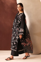 Baroque - Embroidered Lawn UF-4483