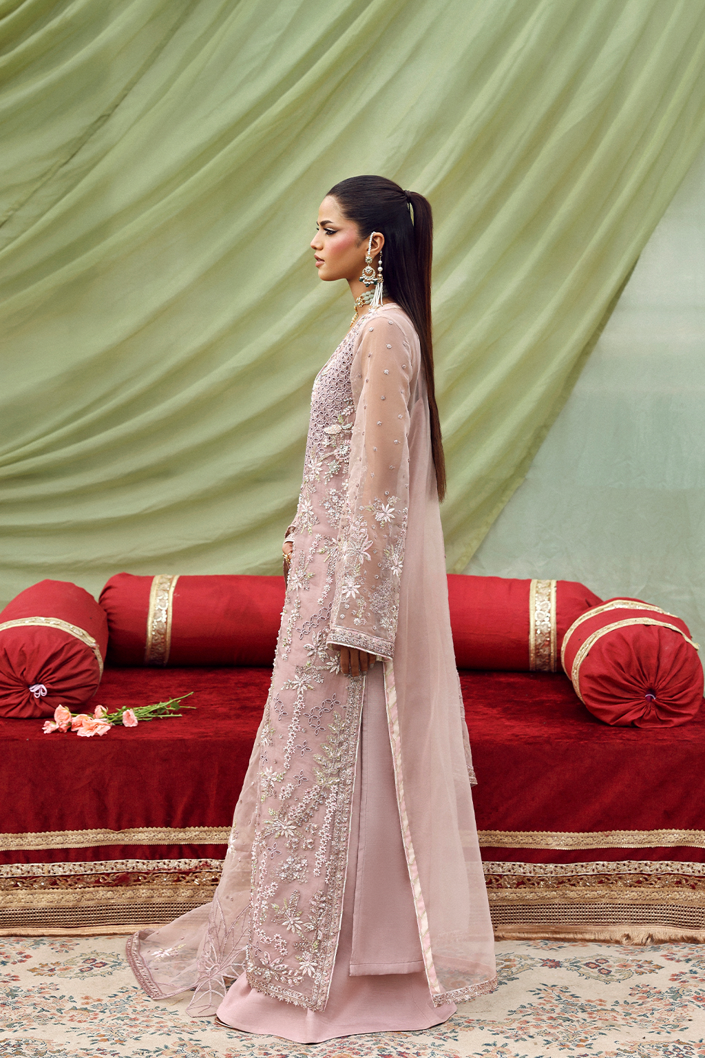 Emaan Adeel - Gulrukh