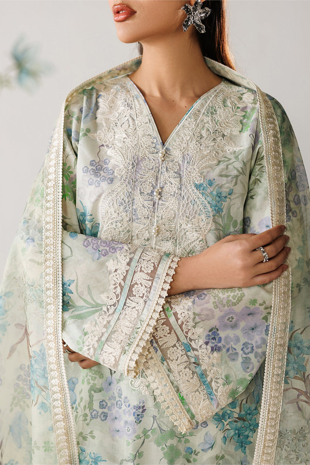 Baroque - Embroidered Lawn UF-4417