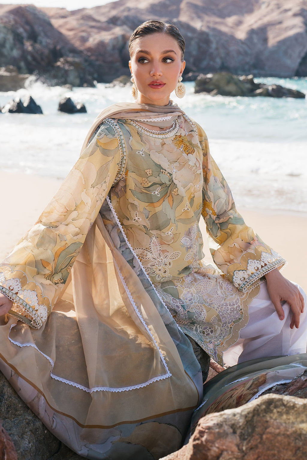 Baroque - Embroidered PRinted Lawn UF-4120